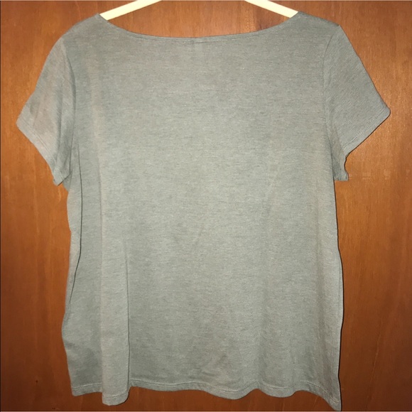 H&M Wide Scoop Neck Basic Tee - Picture 2 of 5